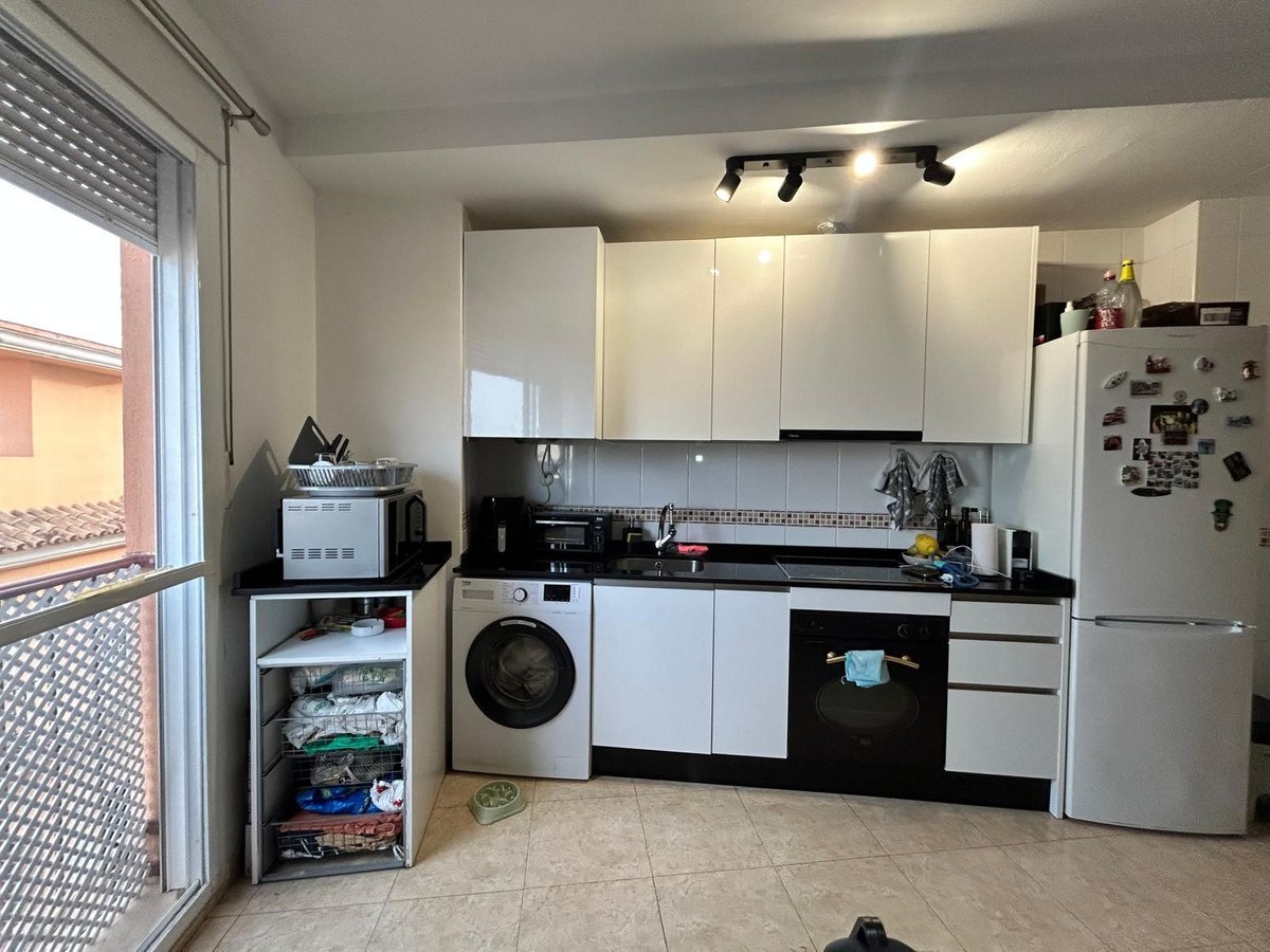 Se vende Apartamento Planta Media de 2 dormitorios en Costa Del Sol, Málaga, España