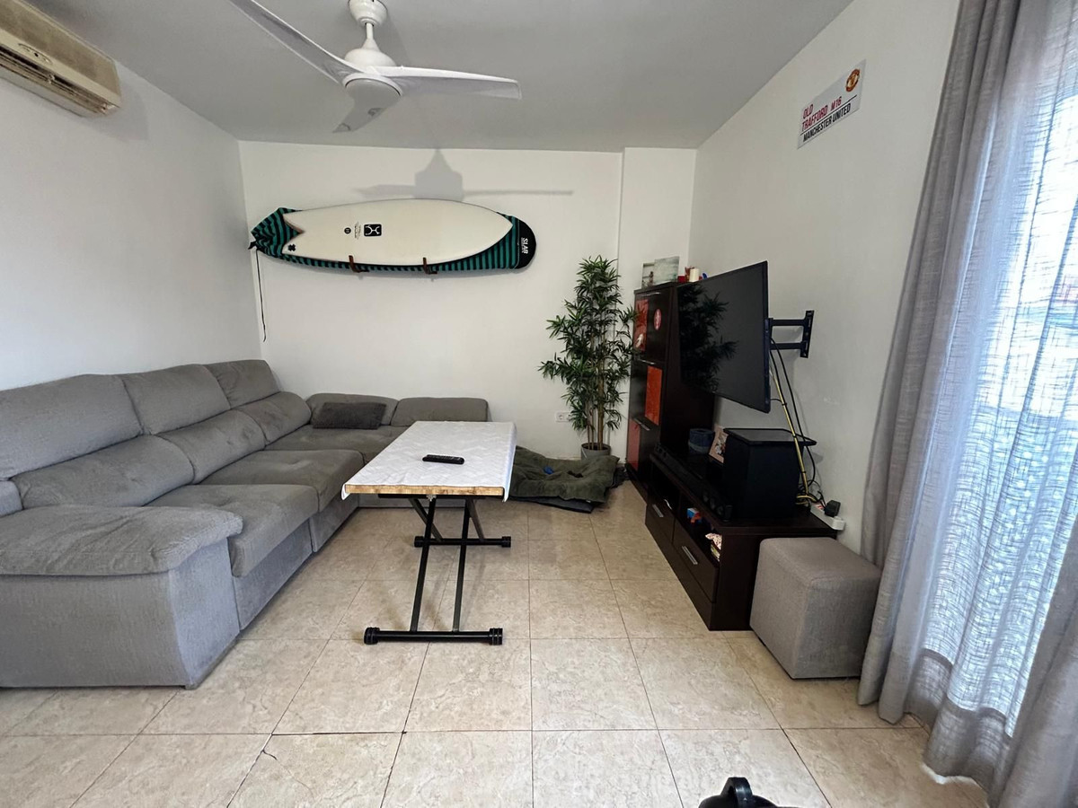 Se vende Apartamento Planta Media de 2 dormitorios en Costa Del Sol, Málaga, España