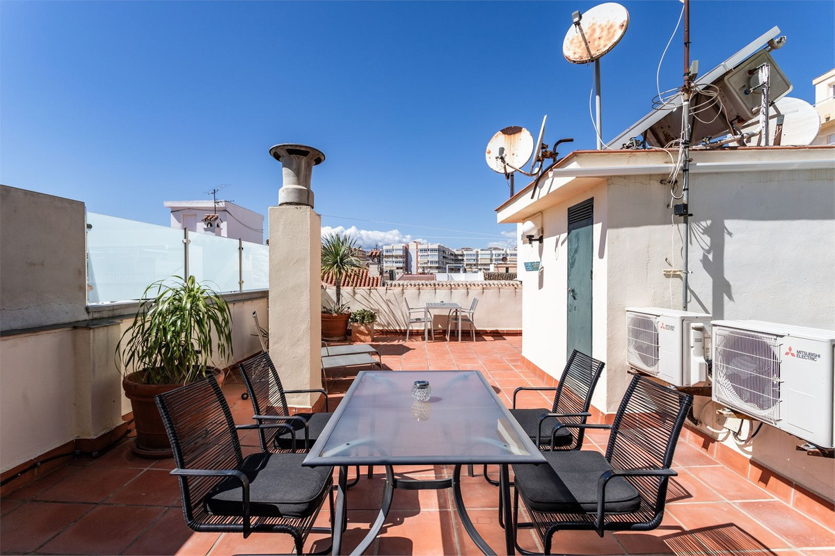 3 Bed Apartment for sale in Los Boliches Costa Del Sol, Málaga, Spain