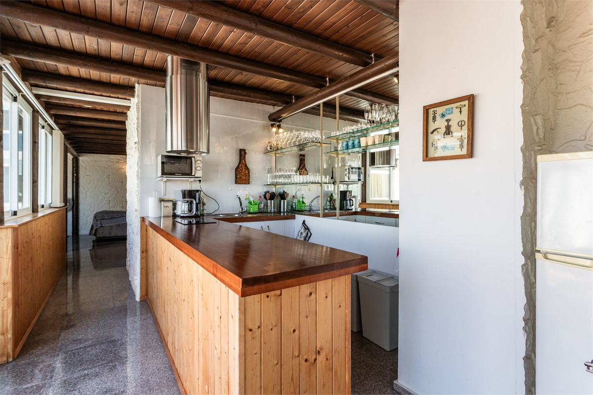 3 Bed Apartment for sale in Los Boliches Costa Del Sol, Málaga, Spain
