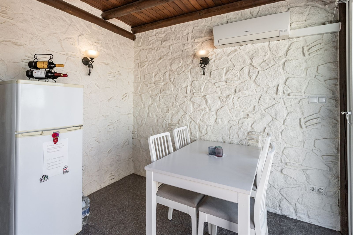 3 Bed Apartment for sale in Los Boliches Costa Del Sol, Málaga, Spain