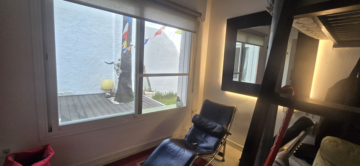 Se vende Villa - Chalet de 3 dormitorios en Costa Del Sol, Málaga, España