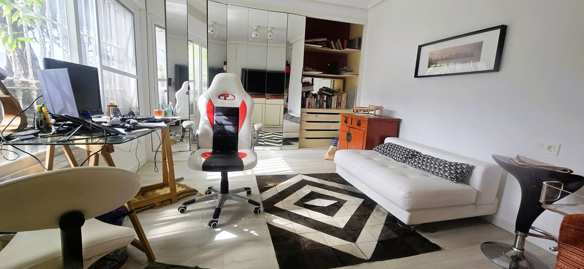 Se vende Villa - Chalet de 3 dormitorios en Costa Del Sol, Málaga, España