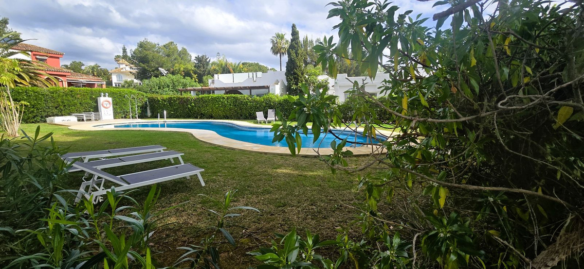 Se vende Villa - Chalet de 3 dormitorios en Costa Del Sol, Málaga, España