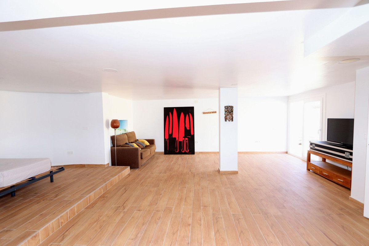3 Bed Townhouse for sale in Villamartin Costa Blanca, Alicante, Spain