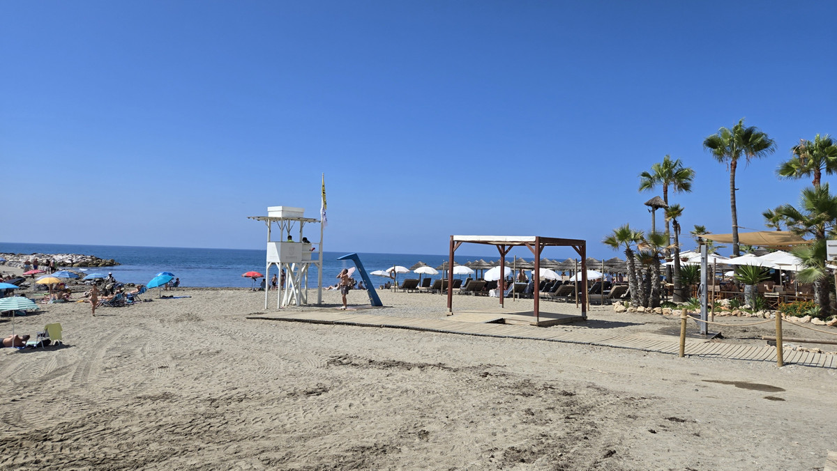 2 Bed Apartment for sale in Puerto Banús Costa Del Sol, Málaga, Spain