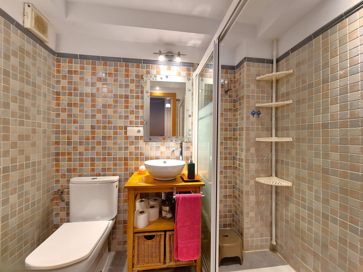 Se vende Estudio Planta Media de 1 dormitorios en Costa Del Sol, Málaga, España