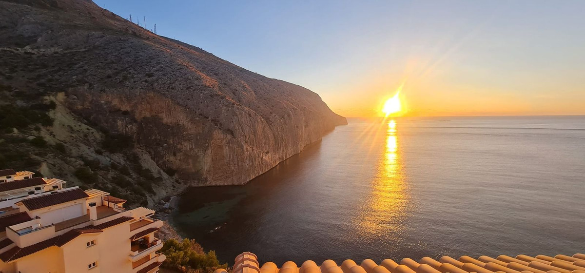 Se vende Apartamento Planta Media de 3 dormitorios en Costa Blanca, Alicante, España