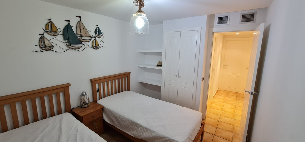 Se vende Apartamento Planta Media de 3 dormitorios en Costa Blanca, Alicante, España
