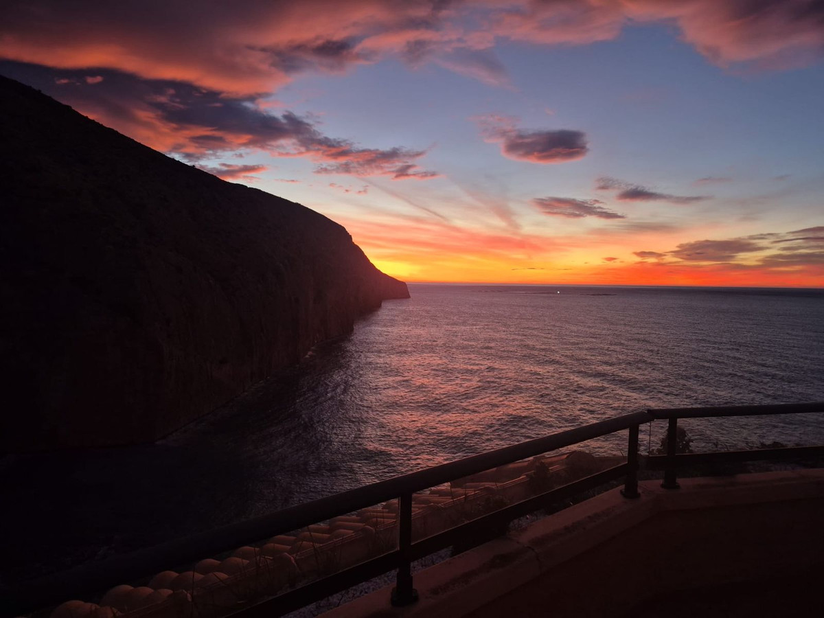 Se vende Apartamento Planta Media de 3 dormitorios en Costa Blanca, Alicante, España