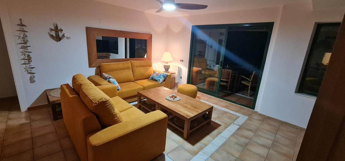 Se vende Apartamento Planta Media de 3 dormitorios en Costa Blanca, Alicante, España