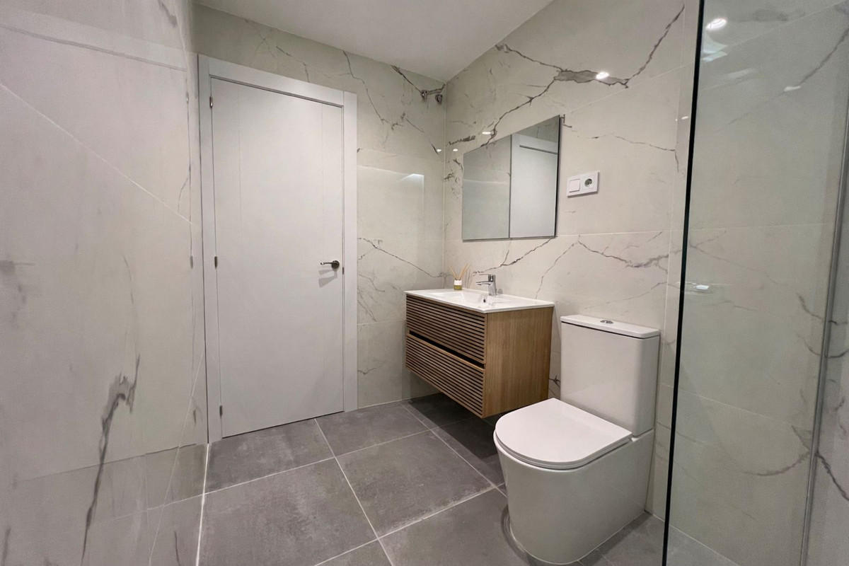 Se vende Apartamento Planta Baja de 1 dormitorios en Costa Del Sol, Málaga, España