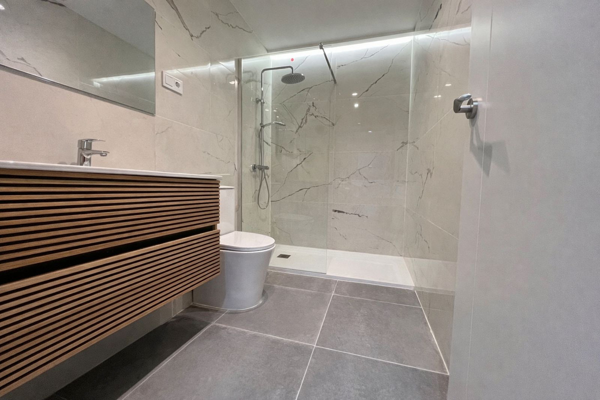 Se vende Apartamento Planta Baja de 1 dormitorios en Costa Del Sol, Málaga, España
