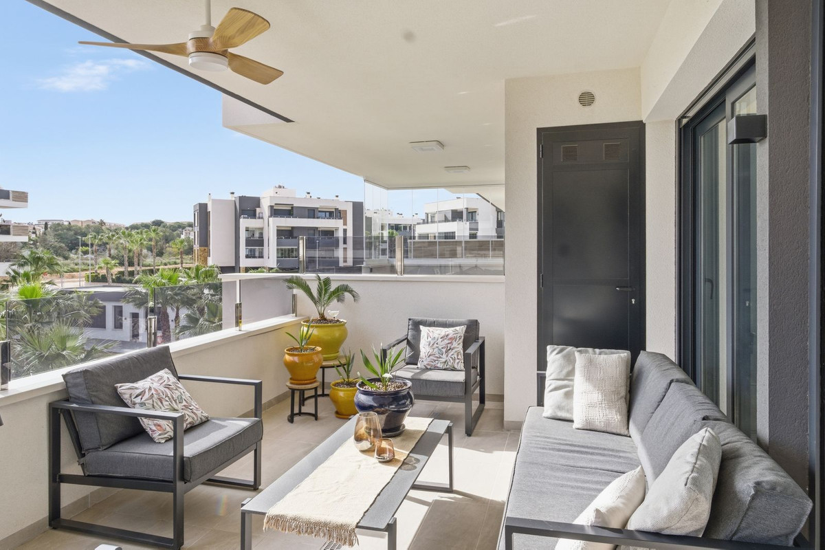 Se vende Apartamento Planta Media de 2 dormitorios en Costa Blanca, Alicante, España