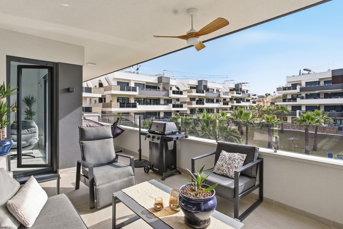 Se vende Apartamento Planta Media de 2 dormitorios en Costa Blanca, Alicante, España