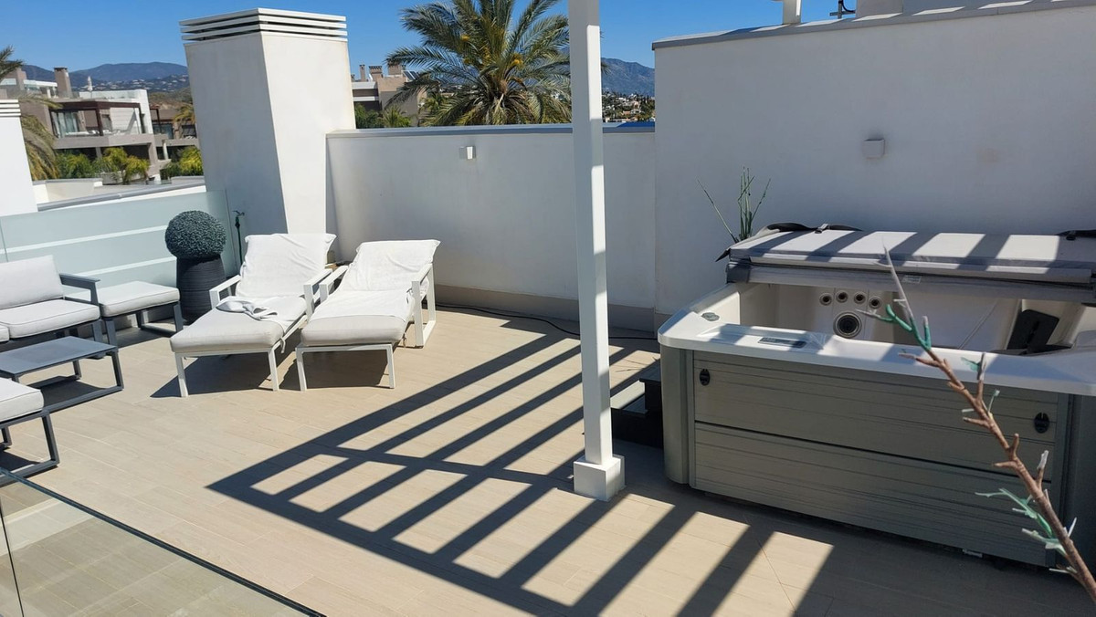 Se vende Ático Dúplex de 2 dormitorios en Costa Del Sol, Málaga, España