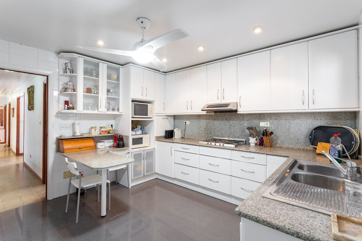 6 Bed Townhouse for sale in Campoamor Costa Blanca, Alicante, Spain