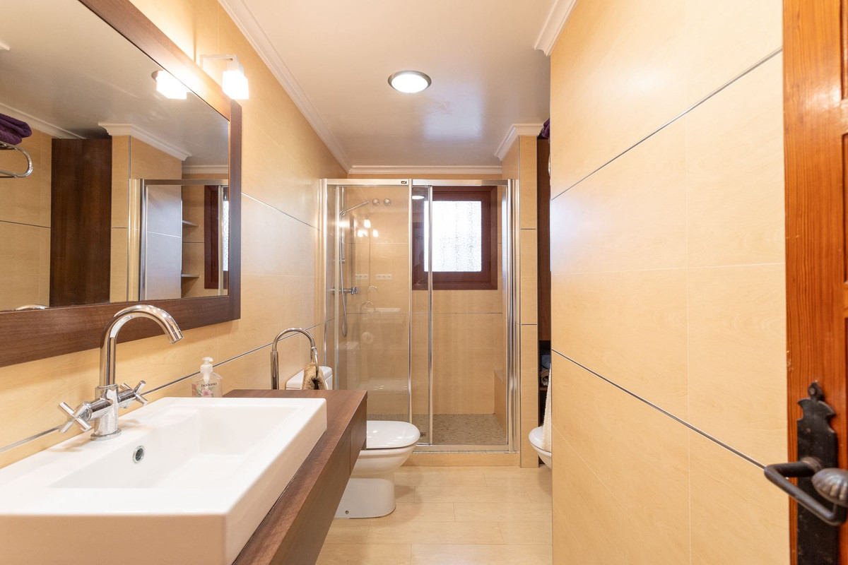 6 Bed Townhouse for sale in Campoamor Costa Blanca, Alicante, Spain