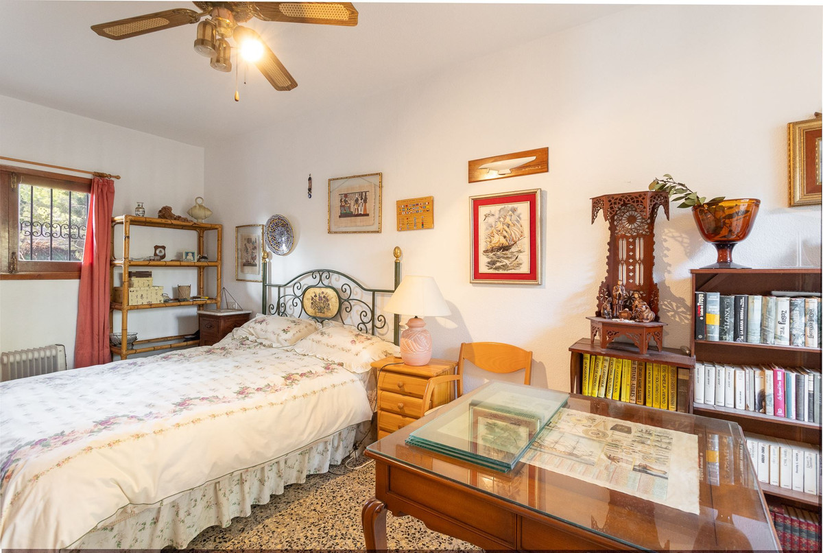 6 Bed Townhouse for sale in Campoamor Costa Blanca, Alicante, Spain