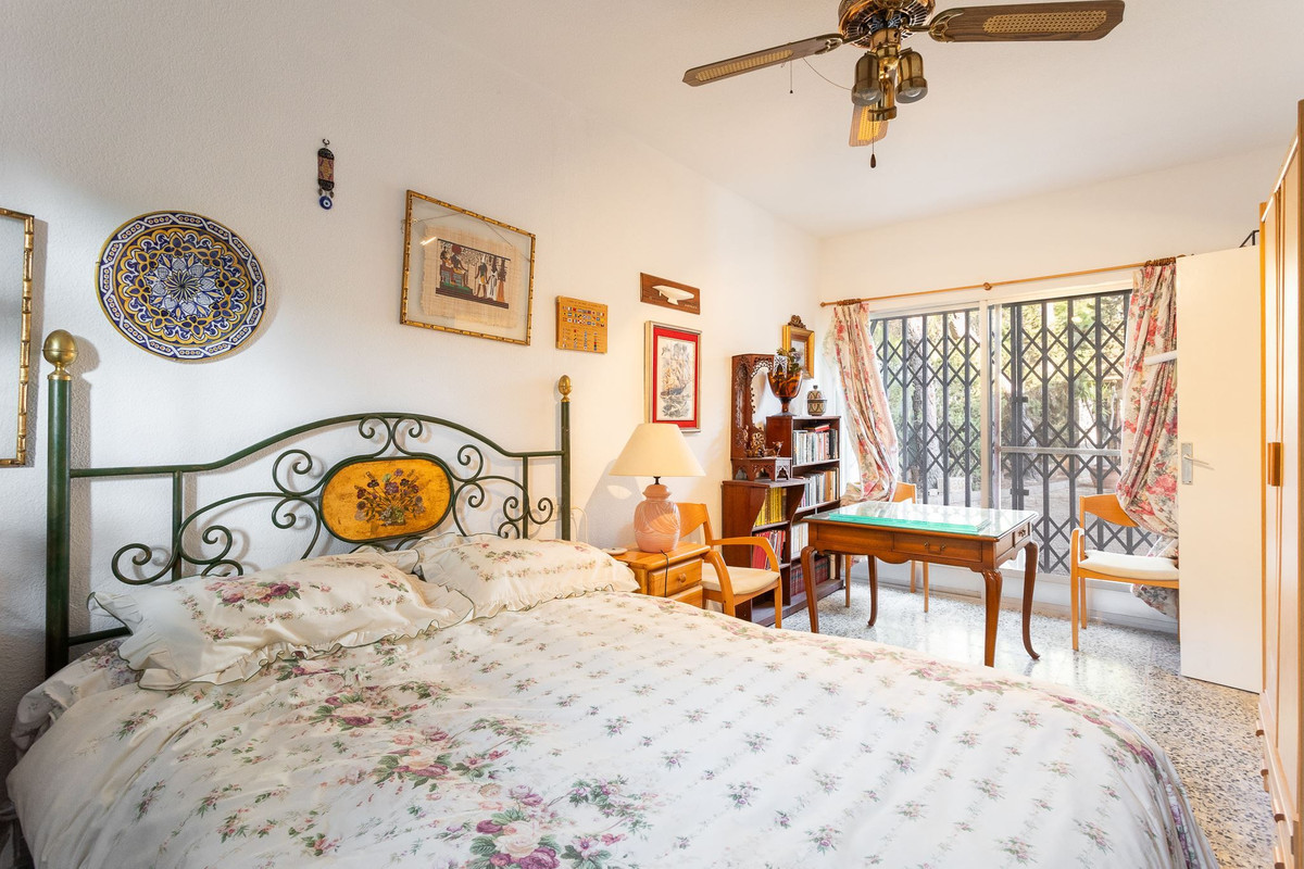 6 Bed Townhouse for sale in Campoamor Costa Blanca, Alicante, Spain