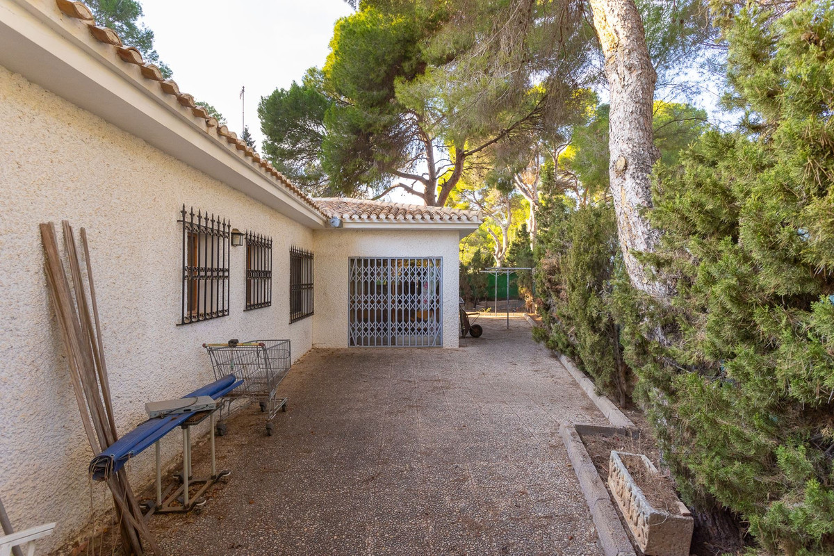 6 Bed Townhouse for sale in Campoamor Costa Blanca, Alicante, Spain