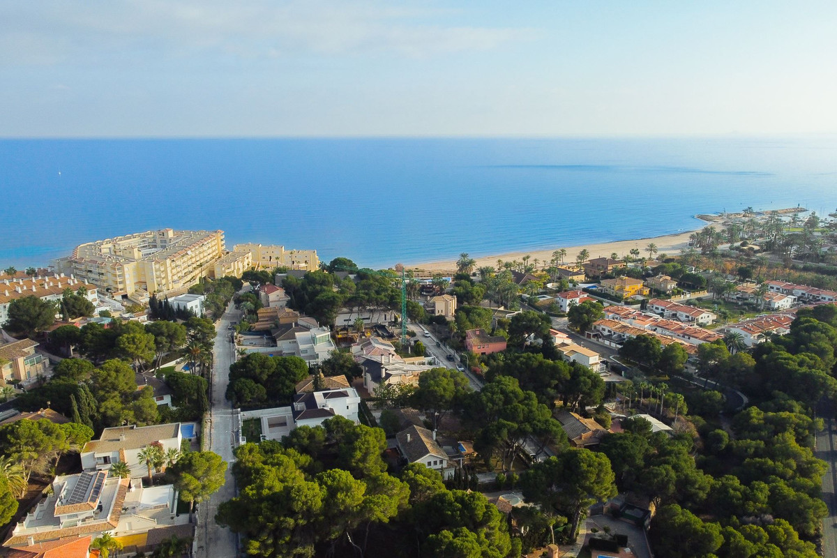 6 Bed Townhouse for sale in Campoamor Costa Blanca, Alicante, Spain