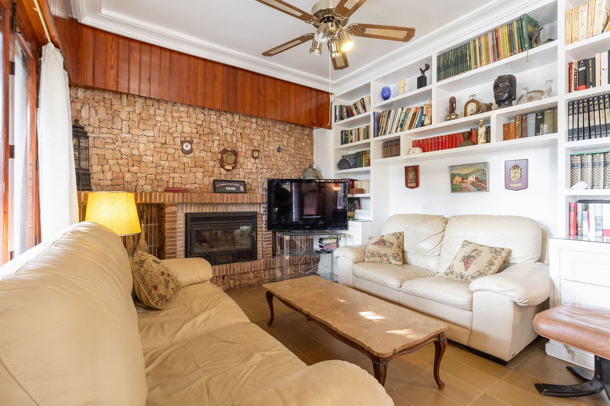 6 Bed Townhouse for sale in Campoamor Costa Blanca, Alicante, Spain