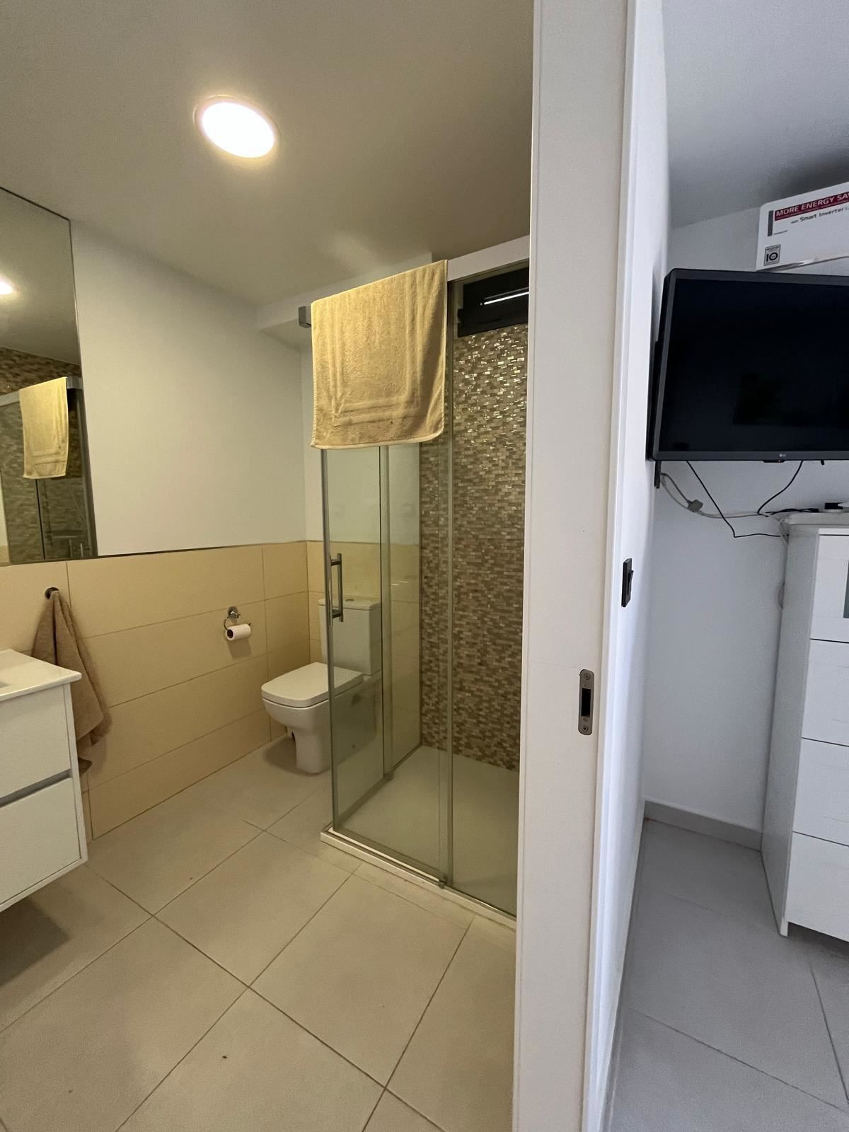 Se vende Villa - Chalet de 3 dormitorios en Costa Blanca, Alicante, España