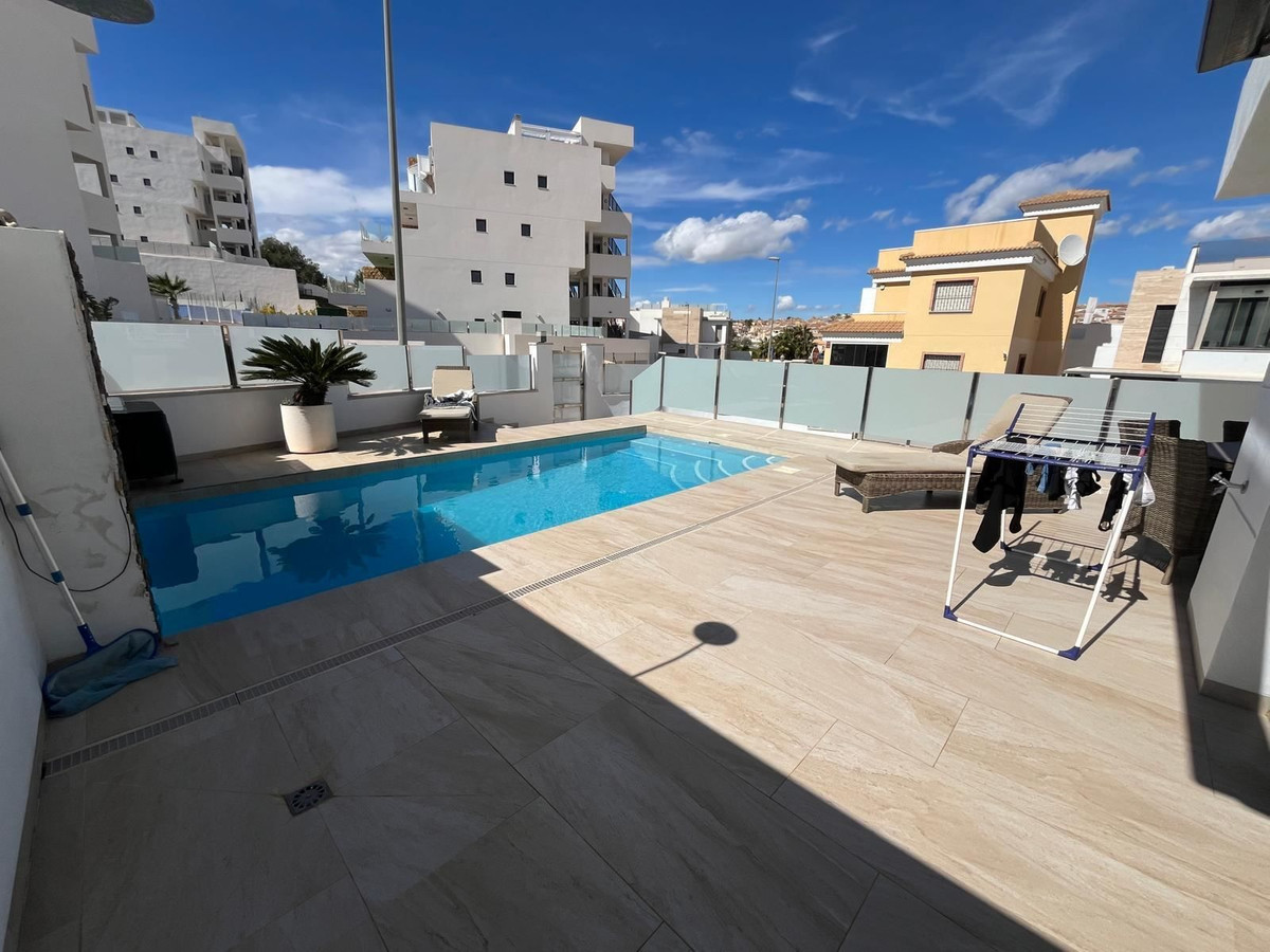 Se vende Villa - Chalet de 3 dormitorios en Costa Blanca, Alicante, España