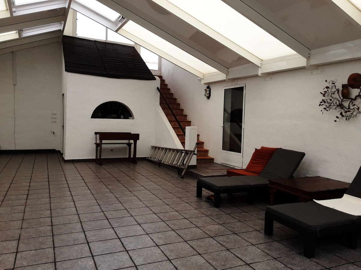 6 Bed Townhouse for sale in San Miguel De Salinas Costa Blanca, Alicante, Spain