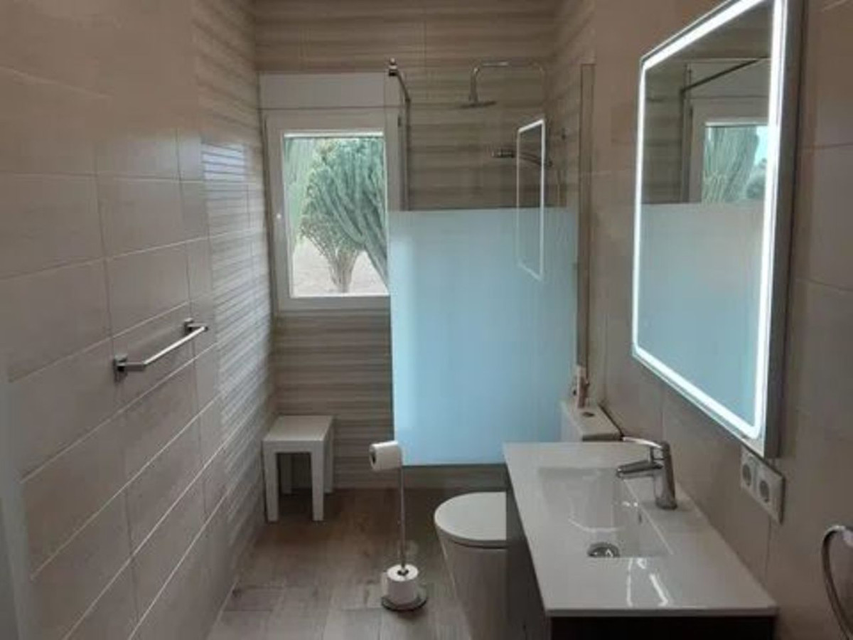 6 Bed Townhouse for sale in San Miguel De Salinas Costa Blanca, Alicante, Spain