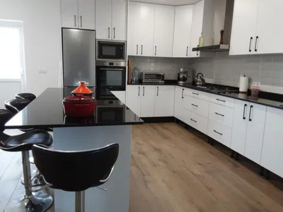 6 Bed Townhouse for sale in San Miguel De Salinas Costa Blanca, Alicante, Spain