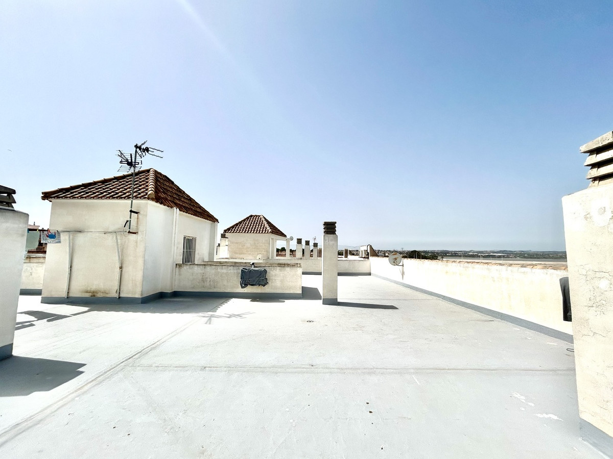 Se vende Apartamento Planta Baja de 2 dormitorios en Costa Blanca, Alicante, España