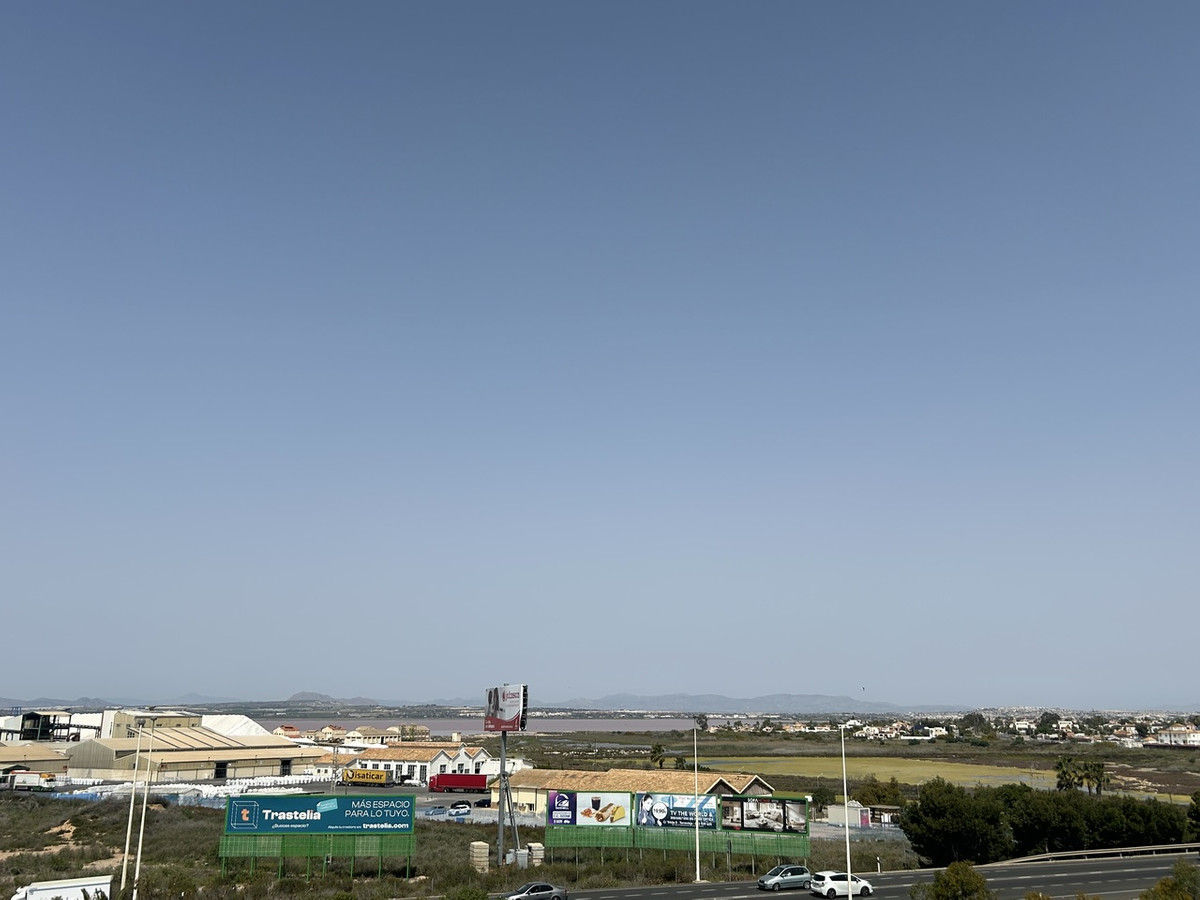 Se vende Apartamento Planta Baja de 2 dormitorios en Costa Blanca, Alicante, España