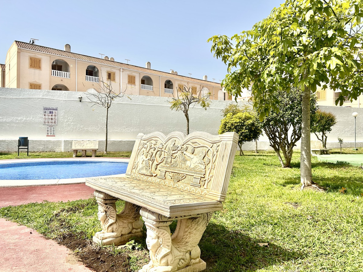 Se vende Apartamento Planta Baja de 2 dormitorios en Costa Blanca, Alicante, España