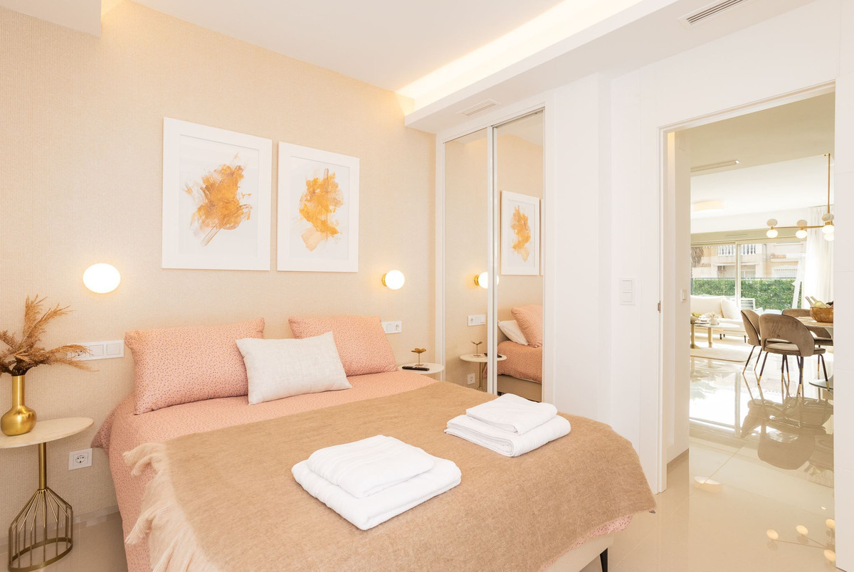Se vende Villa - Chalet de 4 dormitorios en Costa Calida, Murcia, España