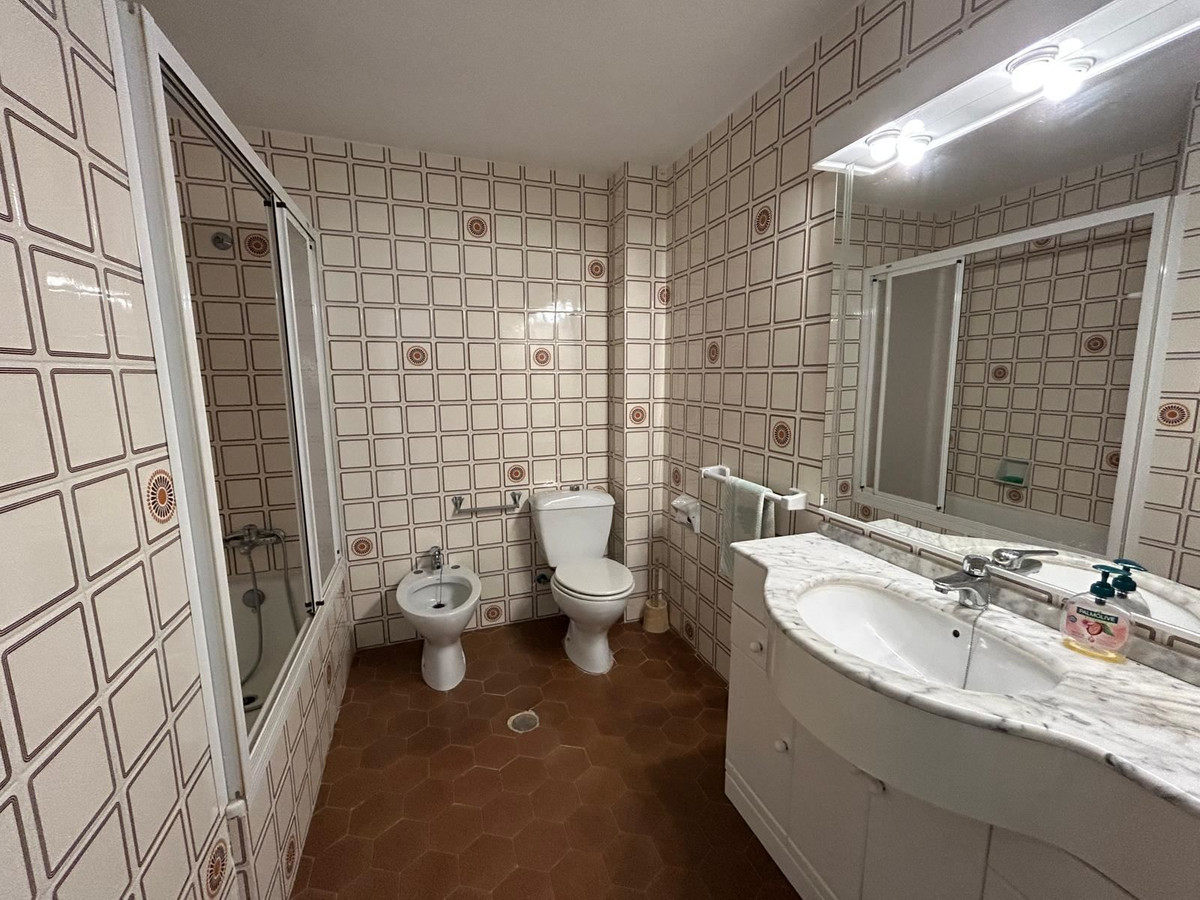 3 Bed Apartment for sale in Torrevieja Costa Blanca, Alicante, Spain