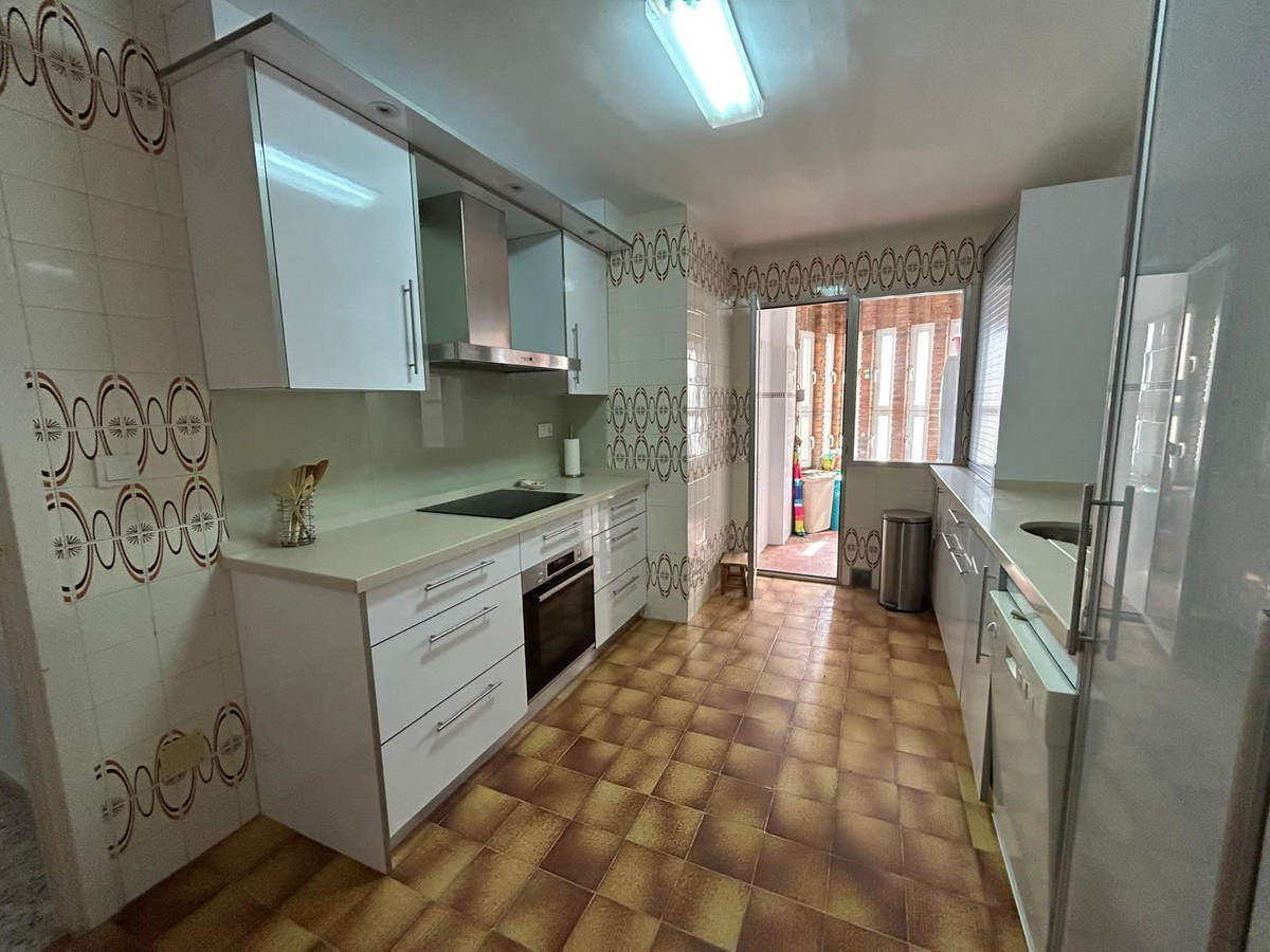 3 Bed Apartment for sale in Torrevieja Costa Blanca, Alicante, Spain