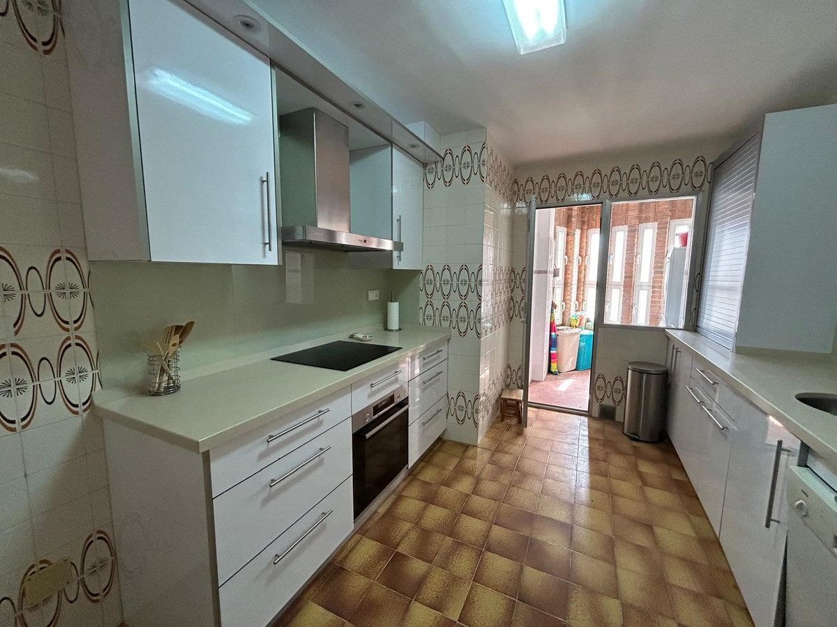 3 Bed Apartment for sale in Torrevieja Costa Blanca, Alicante, Spain