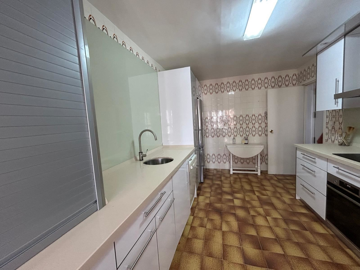 3 Bed Apartment for sale in Torrevieja Costa Blanca, Alicante, Spain