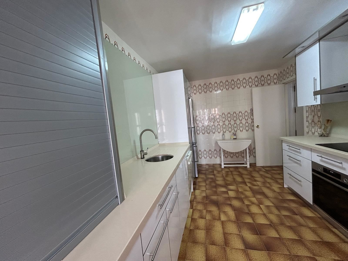 3 Bed Apartment for sale in Torrevieja Costa Blanca, Alicante, Spain