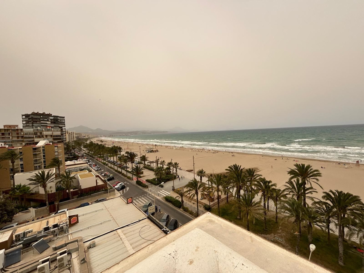 Se vende Apartamento Planta Media de 3 dormitorios en Costa Blanca, Alicante, España