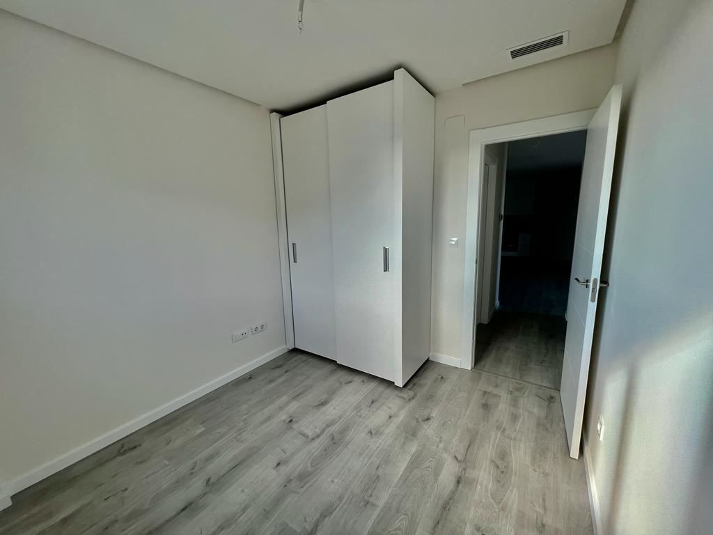 Se vende Apartamento en Planta Última de 3 dormitorios en Costa Blanca, Alicante, España