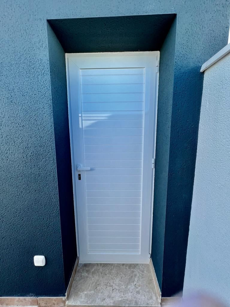 Se vende Apartamento en Planta Última de 3 dormitorios en Costa Blanca, Alicante, España