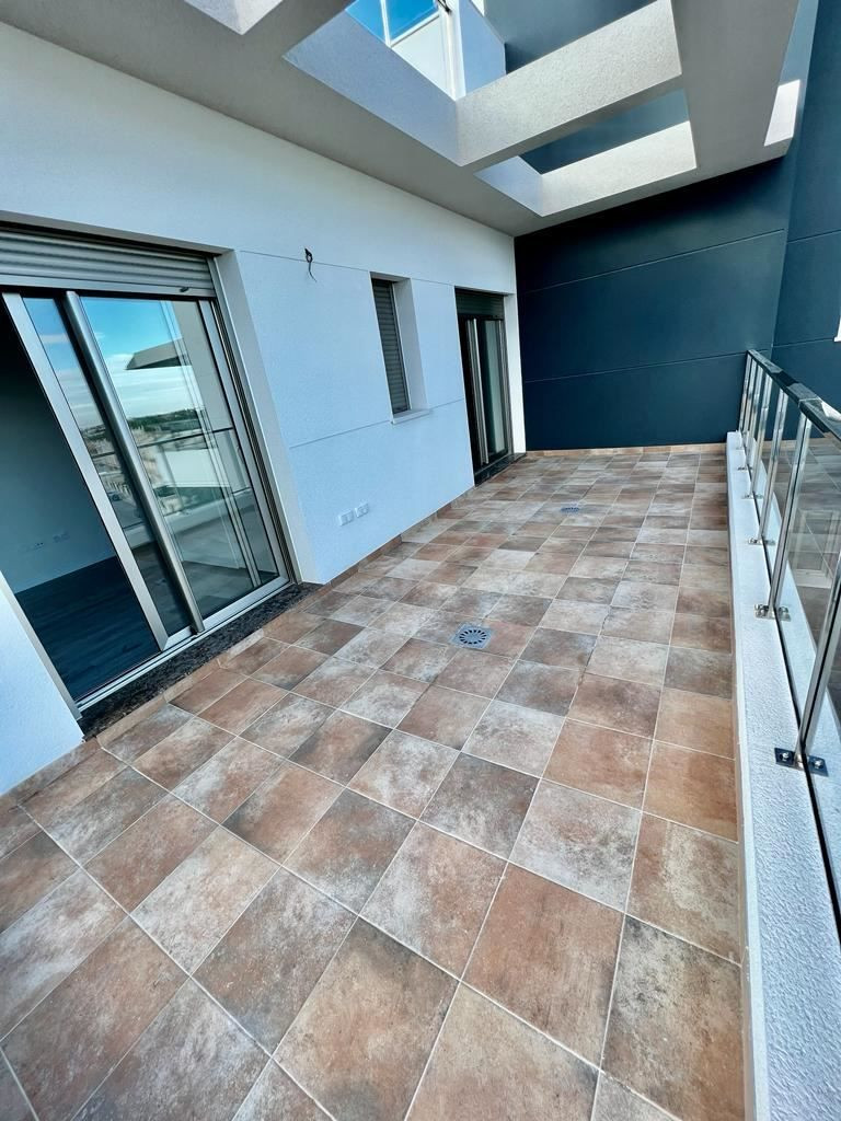 Se vende Apartamento en Planta Última de 3 dormitorios en Costa Blanca, Alicante, España