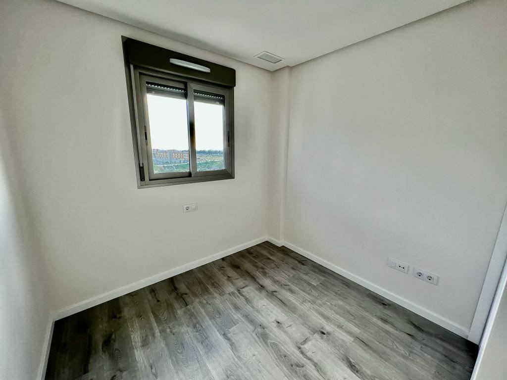 Se vende Apartamento en Planta Última de 3 dormitorios en Costa Blanca, Alicante, España