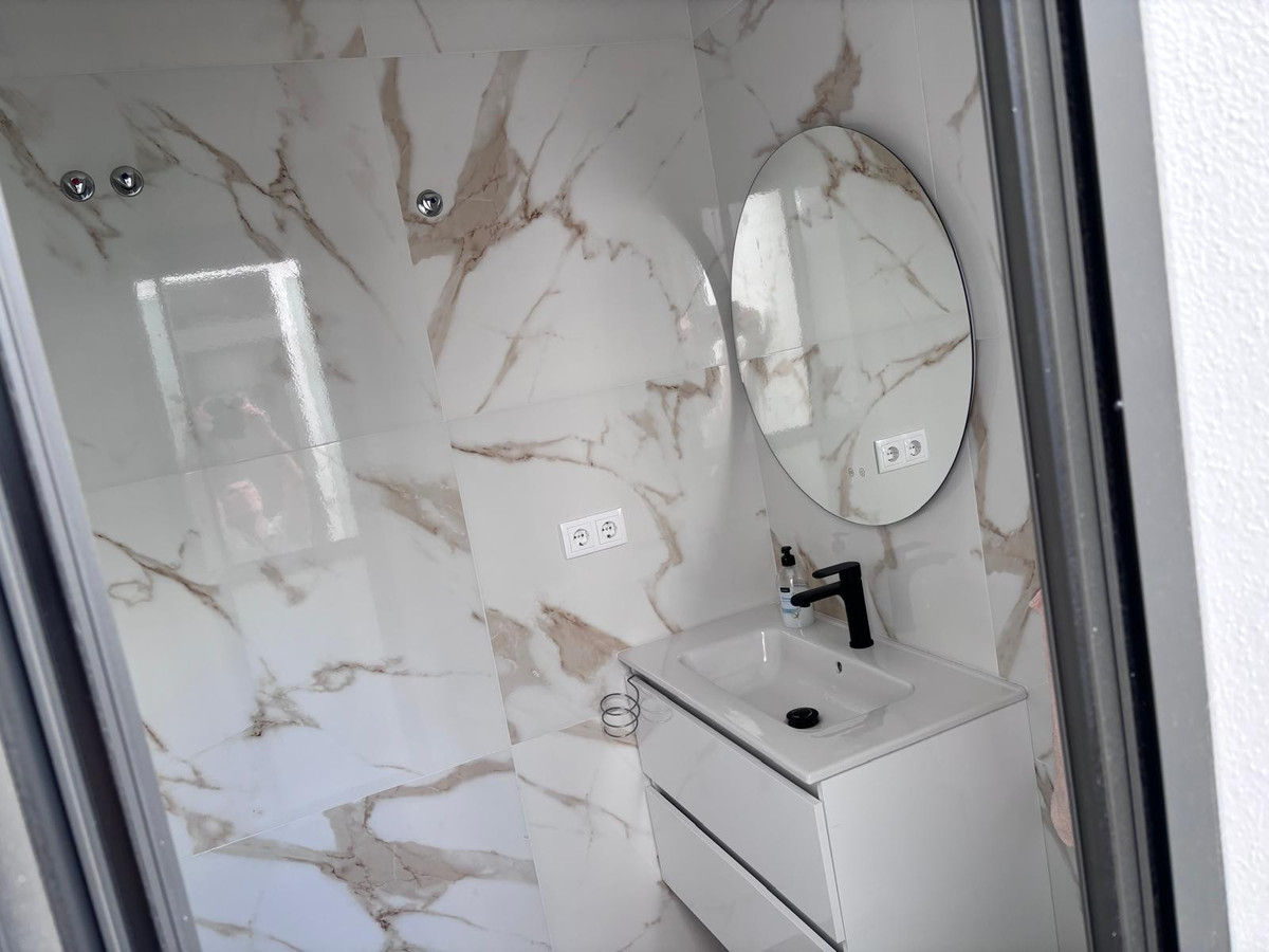 Se vende Pareada de 2 dormitorios en Costa Blanca, Alicante, España
