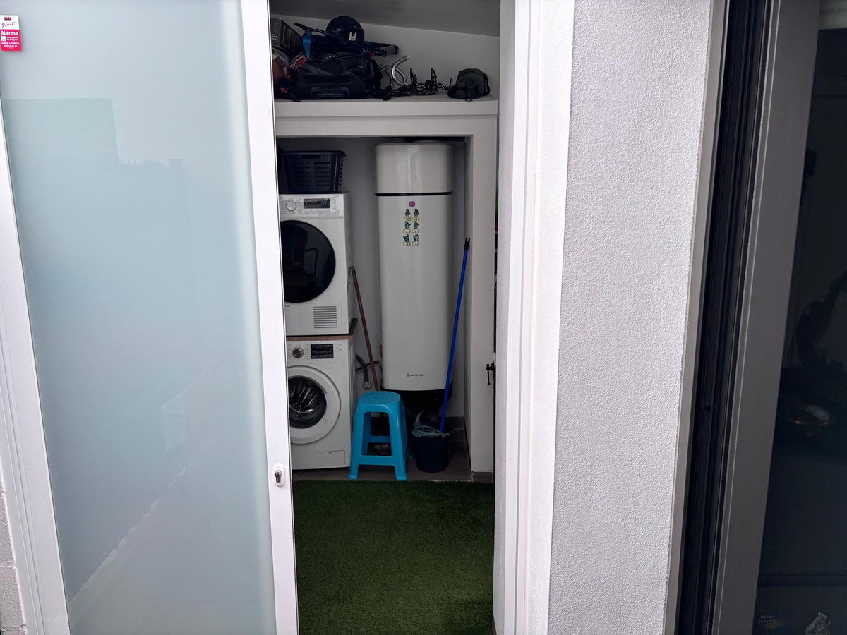 Se vende Pareada de 2 dormitorios en Costa Blanca, Alicante, España