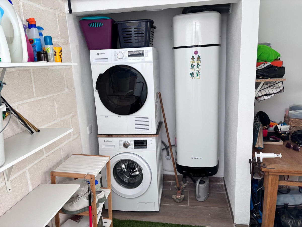 Se vende Pareada de 2 dormitorios en Costa Blanca, Alicante, España