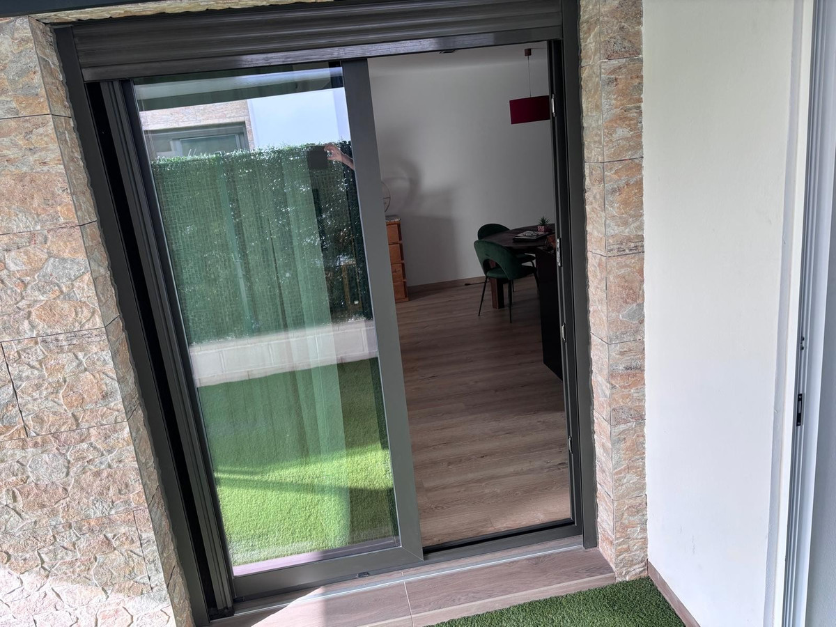 Se vende Pareada de 2 dormitorios en Costa Blanca, Alicante, España